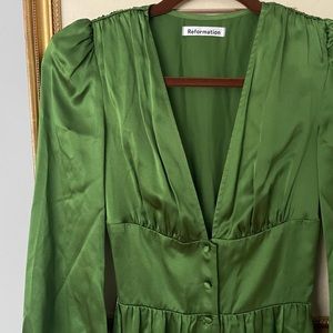 Reformation Nicola Dress, Palm green, 100% Silk.